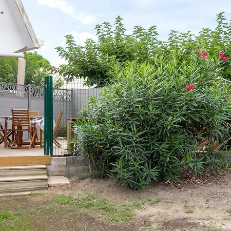 Beau Avec Grande Terrasse Apartmán *