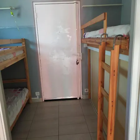 Beau Avec Grande Terrasse Apartmán *